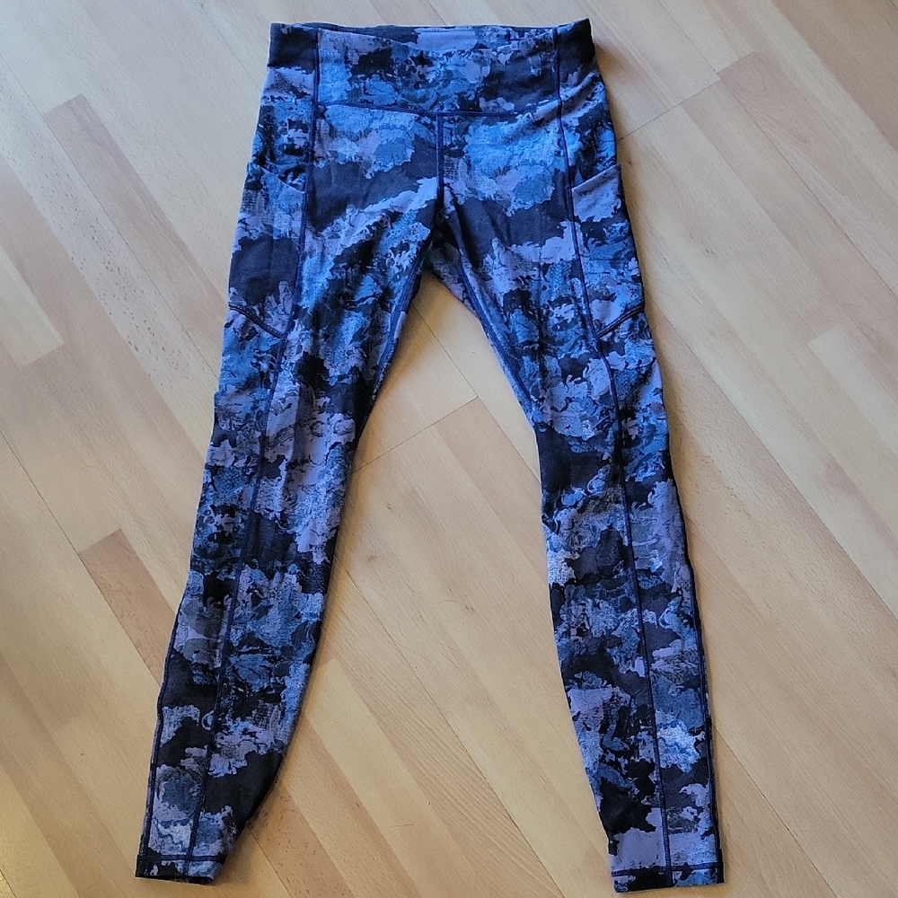 lululemon athletica Blue and Black Patterned Leggings